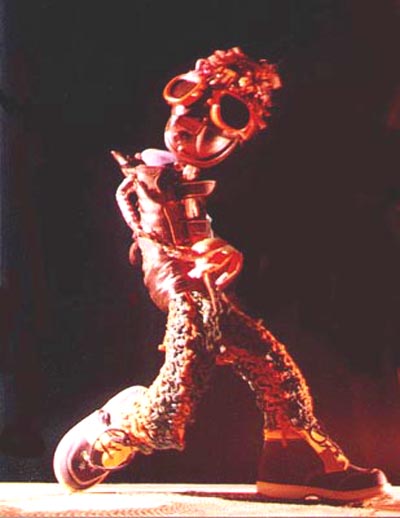 Personnage théâtre d'objet