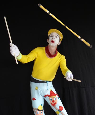 Jonglerie jonglage avec bâton du diable